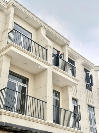 LAN ANH AVENUE – SHOPHOUSE 3 TẦNG - SỔ TRAO TAY NHÀ KHAI THÁC NGAY: 4 TỶ. VŨ 0933910039